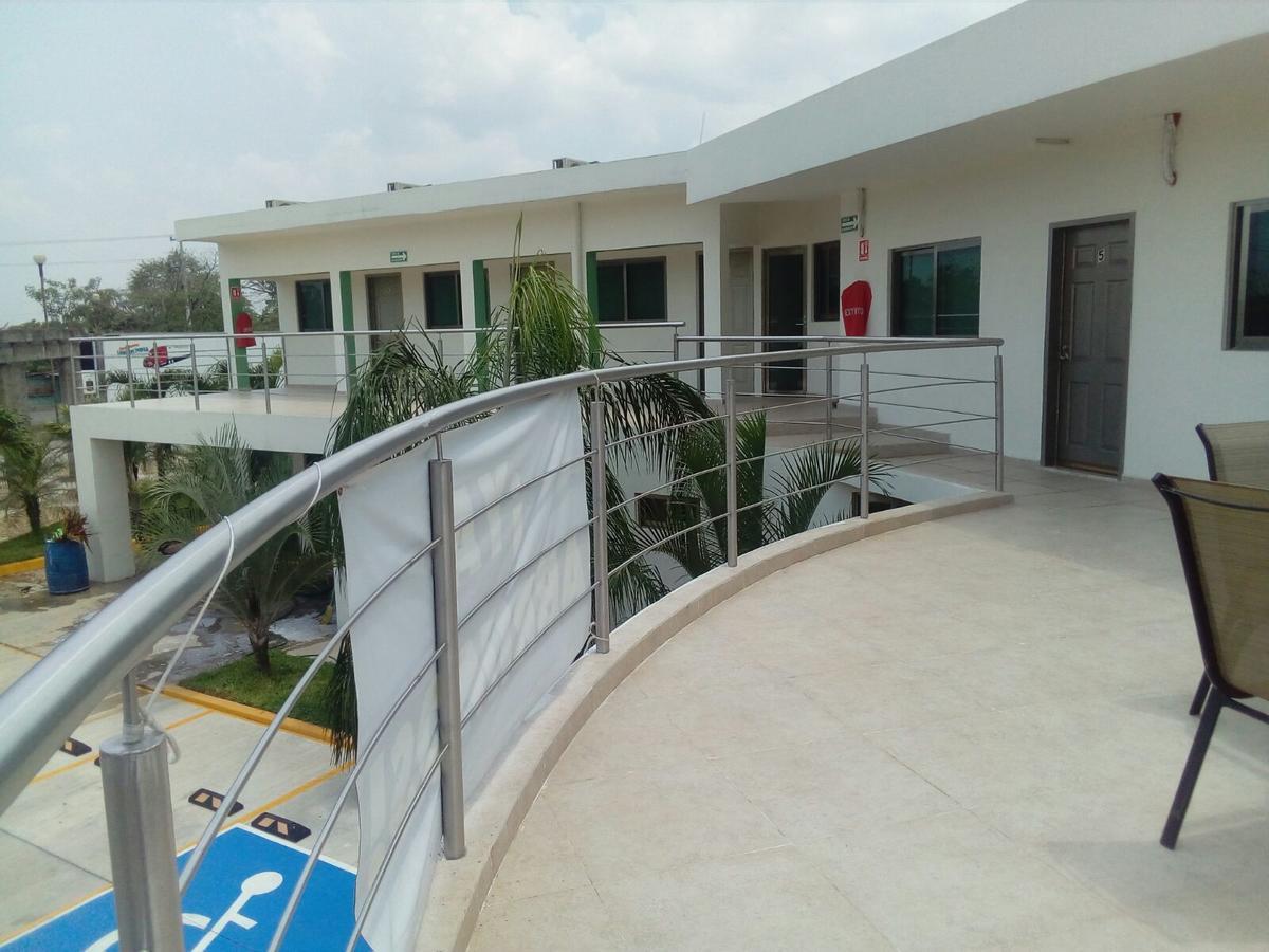 Hotel La Isla Chable Экстерьер фото